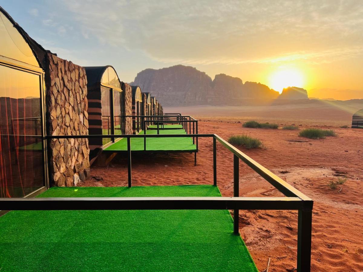 Wadi Rum Shooting Stars Camp Exteriér fotografie